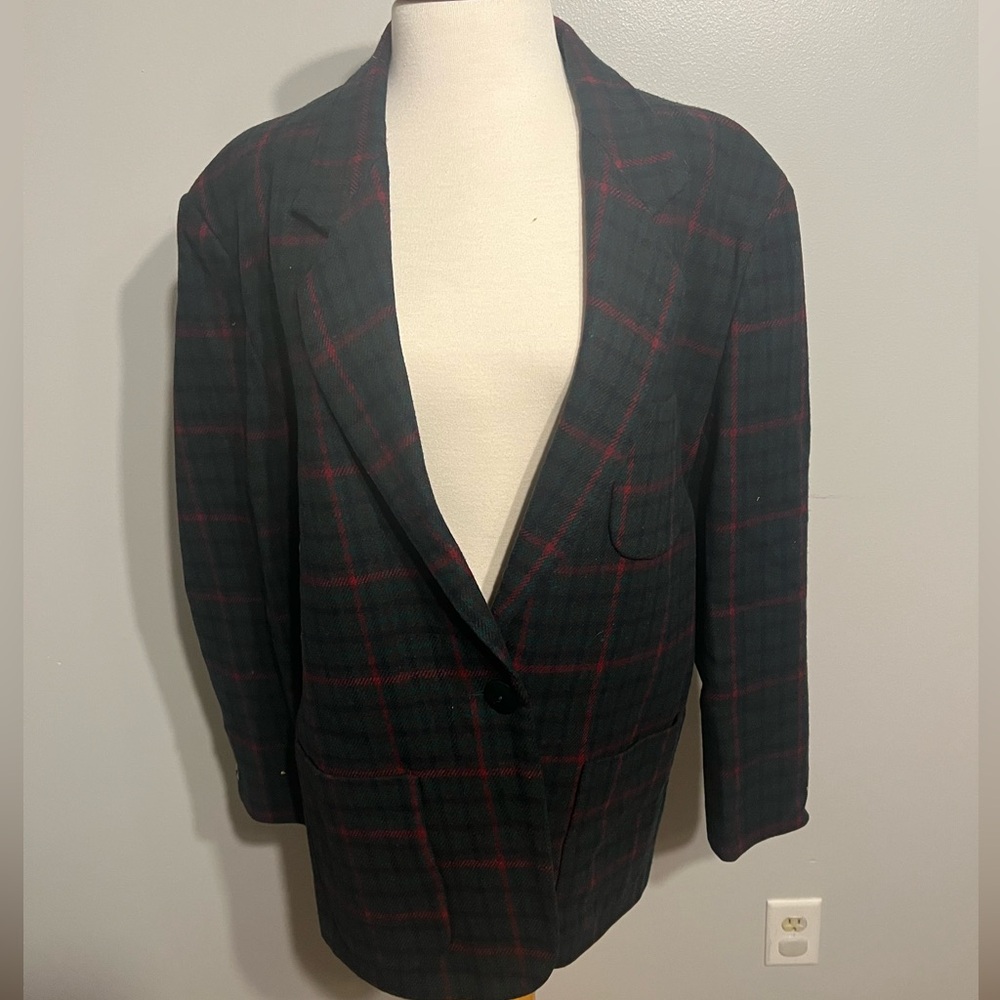 Women’s plaid Donny Brook wool blazer